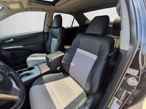 Used 2012 Toyota Camry SE FWD image 14