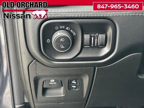 Used 2019 RAM 1500 Limited image 12