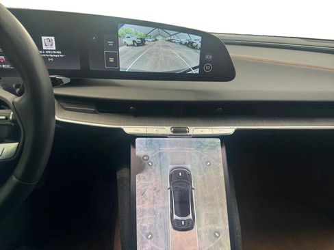 Used 2025 Lucid Air Touring AWD/4WD image 28