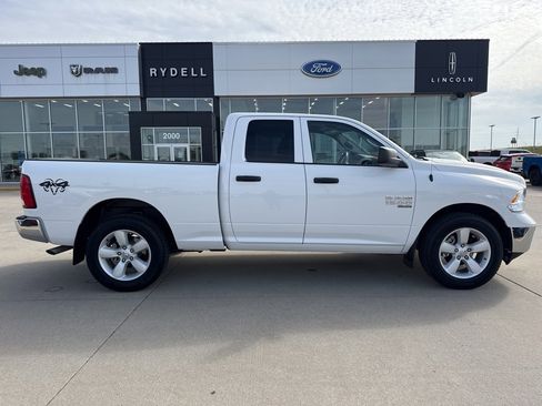 Used 2024 RAM 1500 Tradesman w/ Tradesman SXT Package image 2