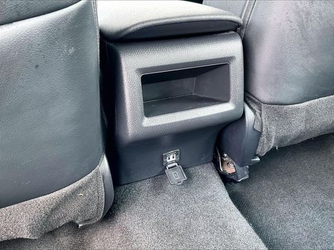Used 2023 Toyota Camry SE w/ Convenience Package FWD image 28