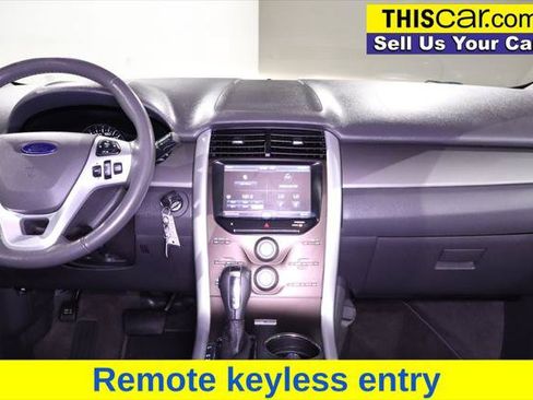 Used 2013 Ford Edge SEL FWD image 21