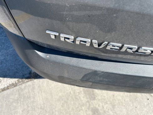Used 2020 Chevrolet Traverse LS image 12