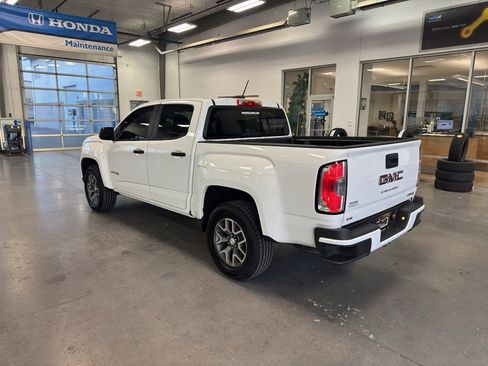 Used 2021 GMC Canyon AT4 image 3