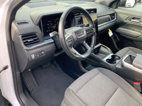 Used 2025 GMC Terrain Elevation image 11