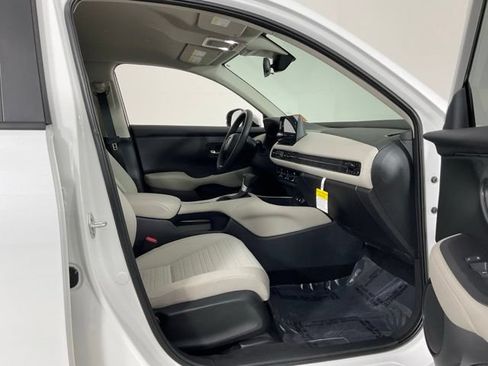 Used 2027 Honda HR-V LX image 24
