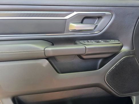 Used 2025 RAM 1500 Big Horn AWD/4WD image 12