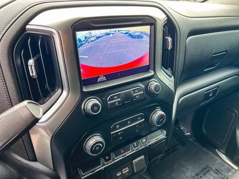 Used 2019 Chevrolet Silverado 1500 LT image 17