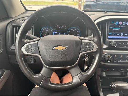 Used 2018 Chevrolet Colorado LT AWD/4WD image 19