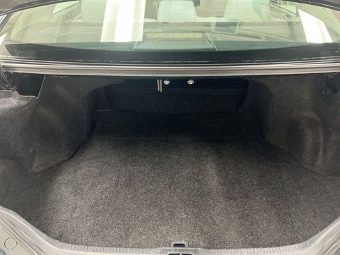 Used 2015 Toyota Camry LE image 23