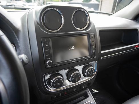 Used 2015 Jeep Patriot Limited AWD/4WD image 22
