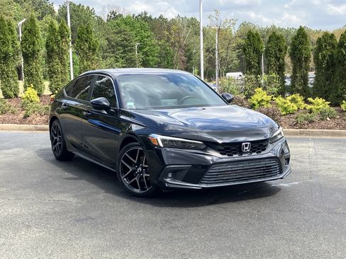 Certified 2022 Honda Civic Sport Touring image 2