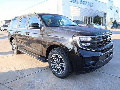 New 2026 Ford Expedition Max Active AWD/4WD image 1