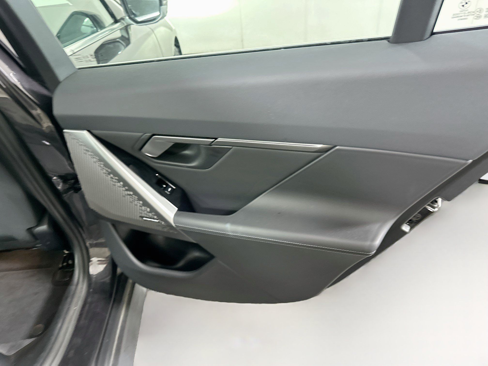 Used 2026 BMW 530i RWD image 31