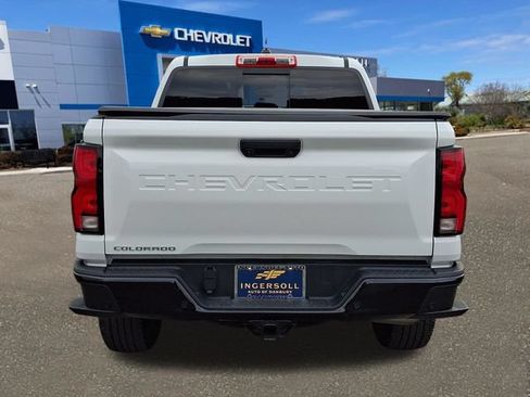 Used 2024 Chevrolet Colorado Z71 w/ Z71 Convenience Package 2 AWD/4WD image 26
