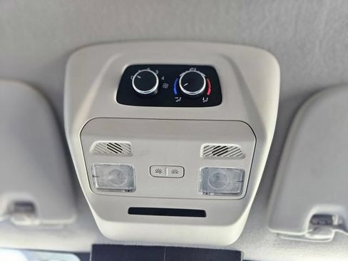 Used 2024 Ford Transit 350 XLT RWD image 24