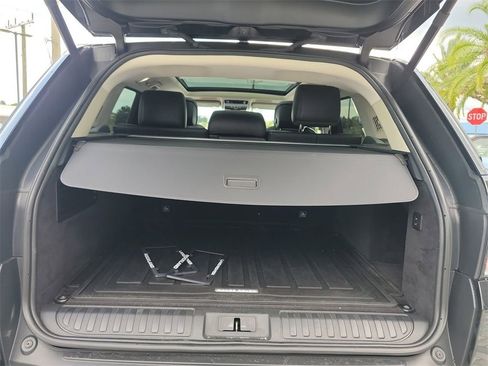 Used 2022 Land Rover Range Rover Sport HSE Silver Edition image 11