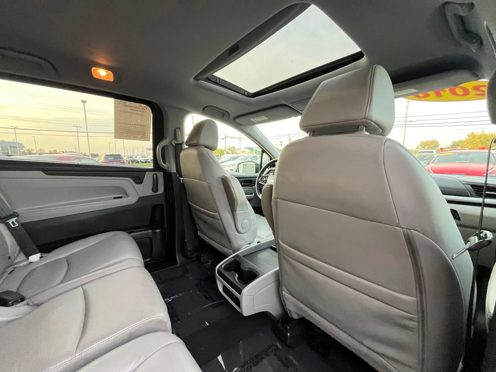 Used 2018 Honda Odyssey EX-L image 37