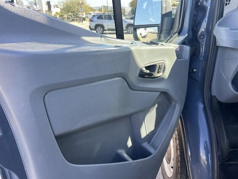 Used 2019 Ford Transit 250 148 High Roof Extended RWD image 16