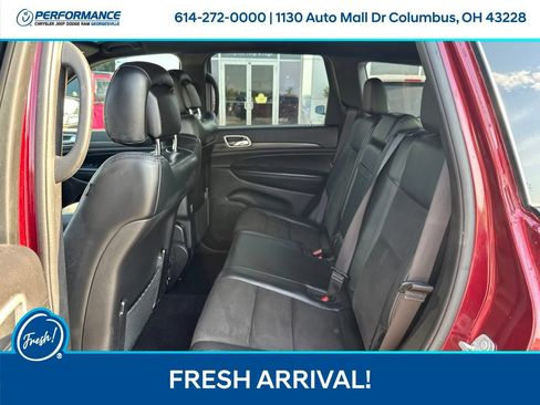 Used 2021 Jeep Grand Cherokee Altitude AWD/4WD image 12