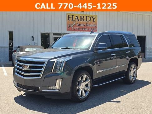 Used 2019 Cadillac Escalade Luxury AWD/4WD image 1
