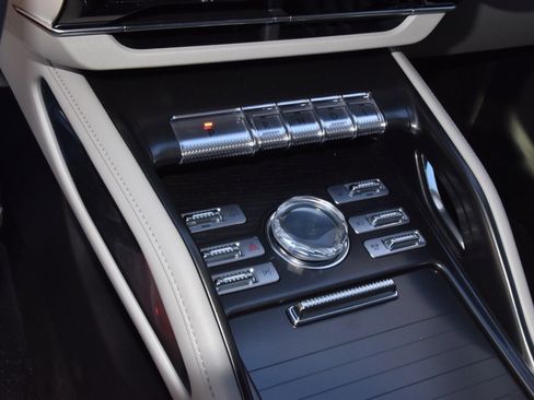 New 2026 Lincoln Nautilus Reserve image 31