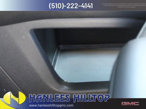 Used 2022 Nissan Pathfinder SL w/ SL Premium Package FWD image 15