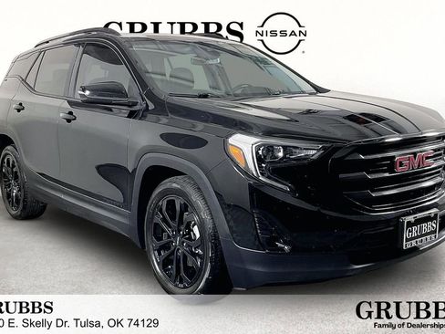 Used 2020 GMC Terrain SLT w/ Preferred Package FWD image 1