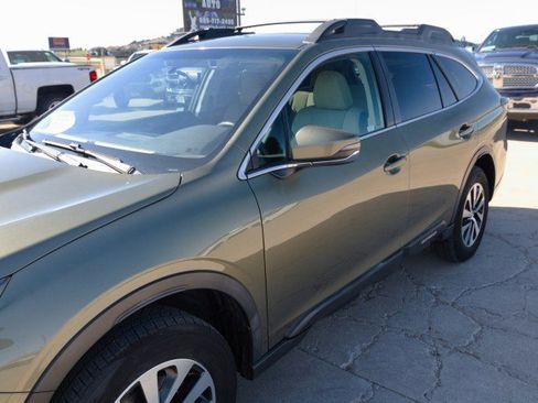 Used 2020 Subaru Outback Premium AWD/4WD image 7