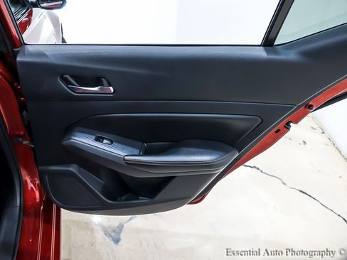 Used 2019 Nissan Altima 2.5 SR w/ SR Premium Package image 28