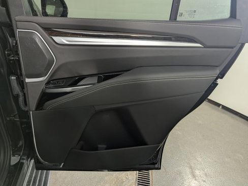 Used 2025 Cadillac Escalade Premium Luxury w/ Touring Package image 20