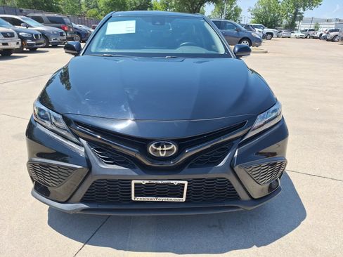Used 2023 Toyota Camry SE FWD image 9