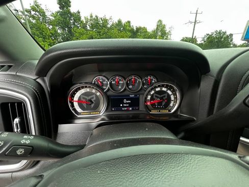 Used 2020 Chevrolet Silverado 1500 RST AWD/4WD image 21
