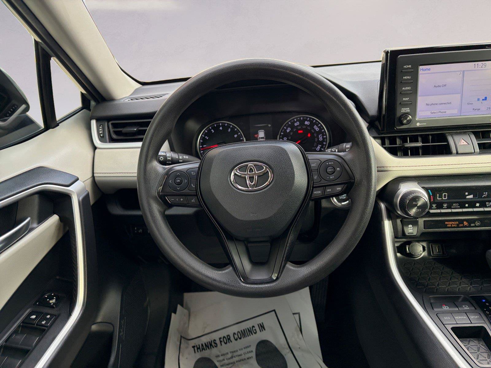 Used 2021 Toyota RAV4 XLE FWD image 12