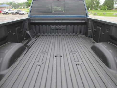 New 2026 GMC Sierra 3500 Denali Ultimate AWD/4WD image 7