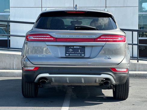 Used 2016 Lincoln MKC Select w/ Select Plus Package FWD image 4