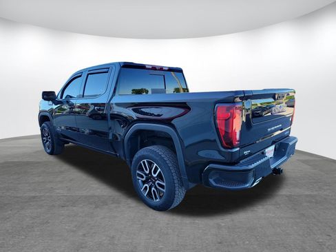 Used 2025 GMC Sierra 1500 AT4 w/ AT4 Premium Package AWD/4WD image 7