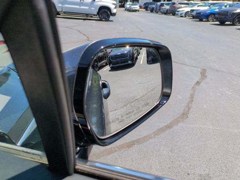 Used 2024 Kia Sorento EX w/ Panoramic Sunroof Package FWD image 34