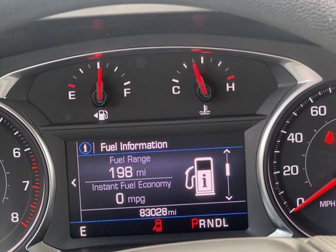Used 2022 Chevrolet Blazer LT FWD image 15
