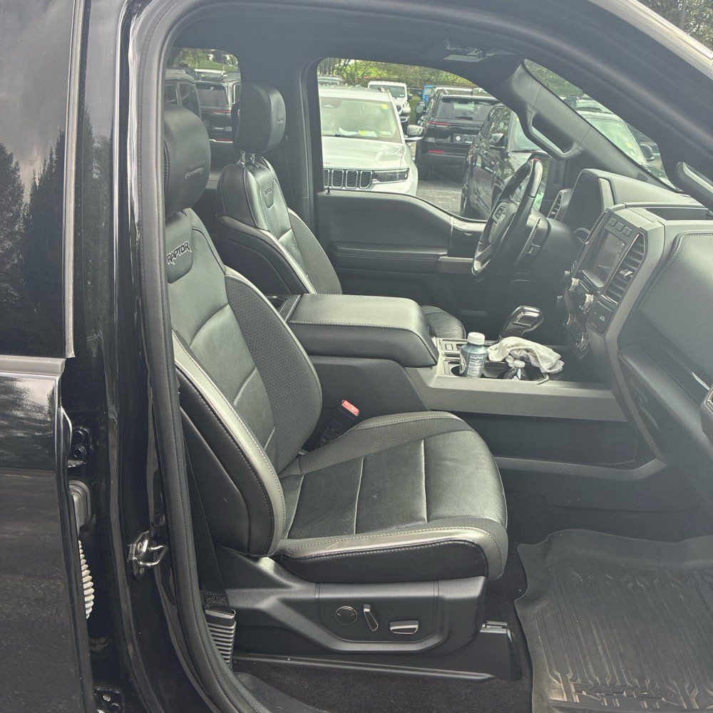 Used 2020 Ford F150 Raptor w/ Equipment Group 802A Luxury AWD/4WD image 13