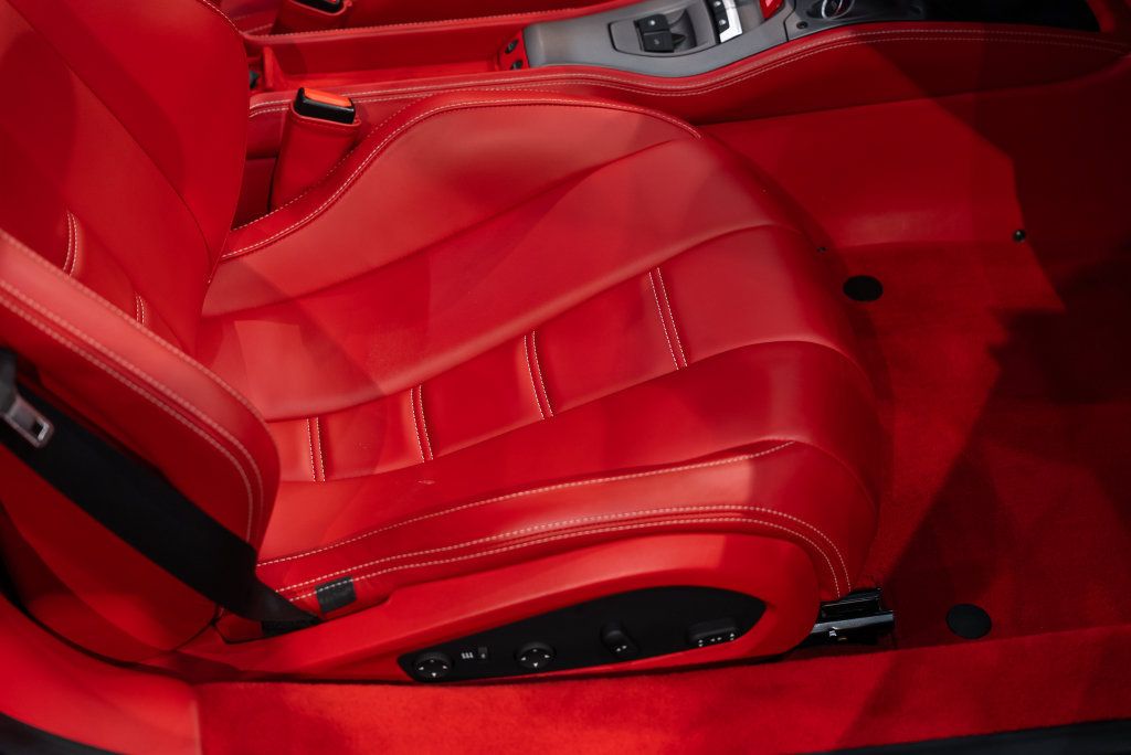 Certified 2013 Ferrari 458 Spider RWD image 48