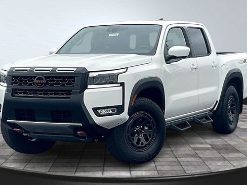 New 2026 Nissan Frontier PRO-4X w/ Pro-4x Convenience Package image 2