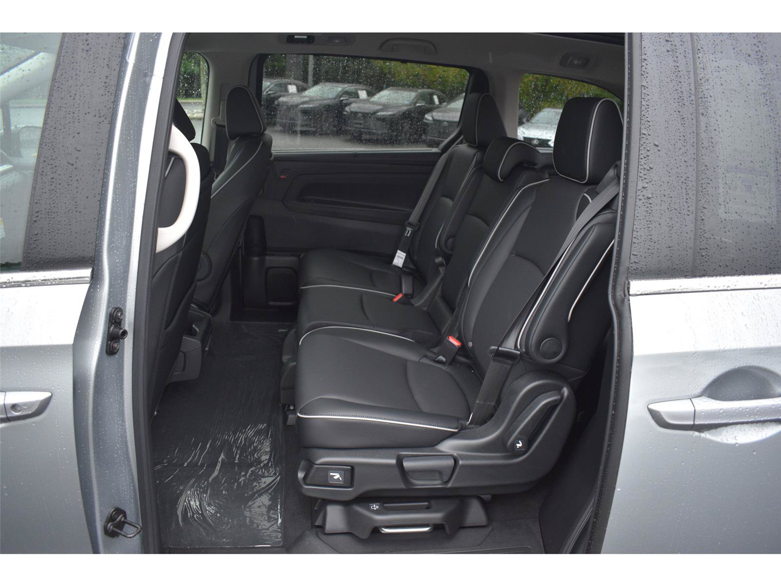 New 2027 Honda Odyssey Touring image 29