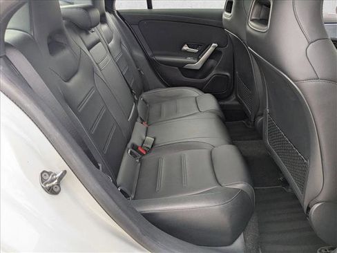 Used 2020 Mercedes-Benz CLA 250 image 20