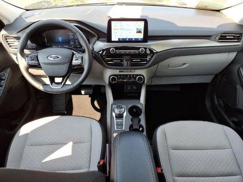 Certified 2024 Ford Escape Active AWD/4WD image 11