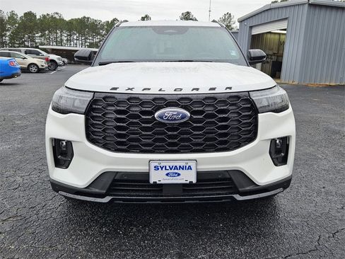 New 2026 Ford Explorer ST-Line w/ Premium Package image 2