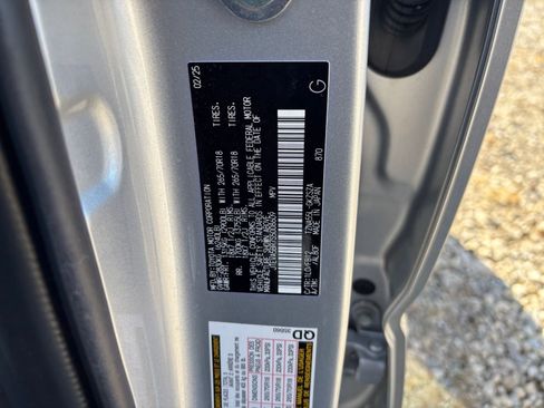 Used 2025 Toyota 4Runner SR5 image 29