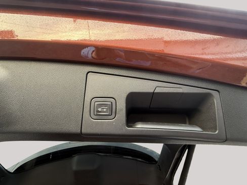 Used 2019 Cadillac XT4 Sport image 34