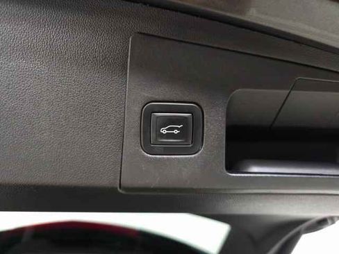 Used 2019 Cadillac XT5 Luxury image 7