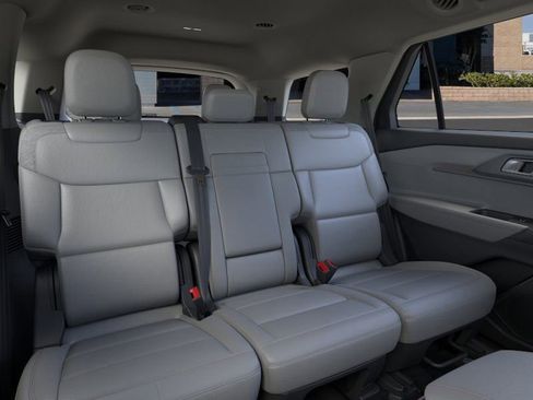 New 2026 Ford Explorer Active w/ Active Comfort Package image 12
